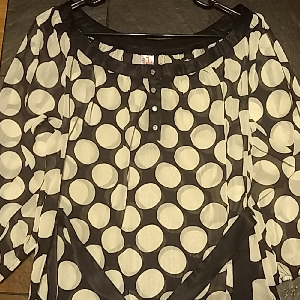 Heart & Soul woman's shear blouse